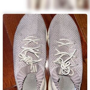 Stylish Women's Knit Sneakers